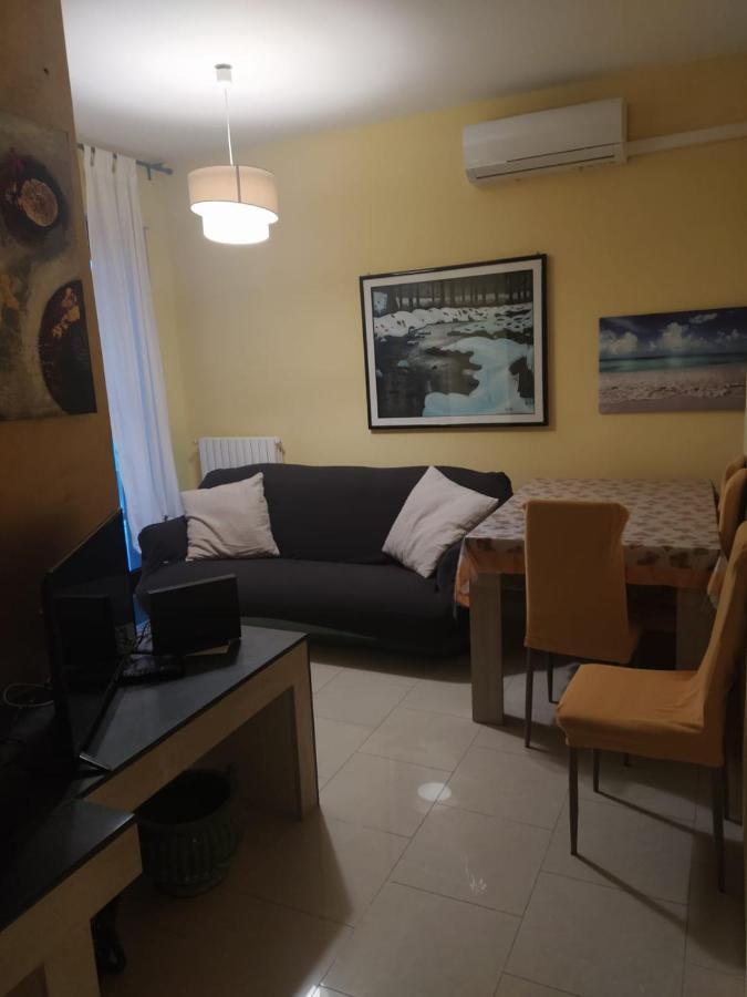 "La Casa Di Mariagrazia" Rooms Con Cucina Condivisa E Terrazza Sammichele Di Bari Extérieur photo